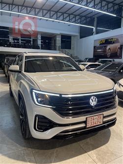 ڤۆڵکسواگن ئەتڵەس کرۆس سپۆرت